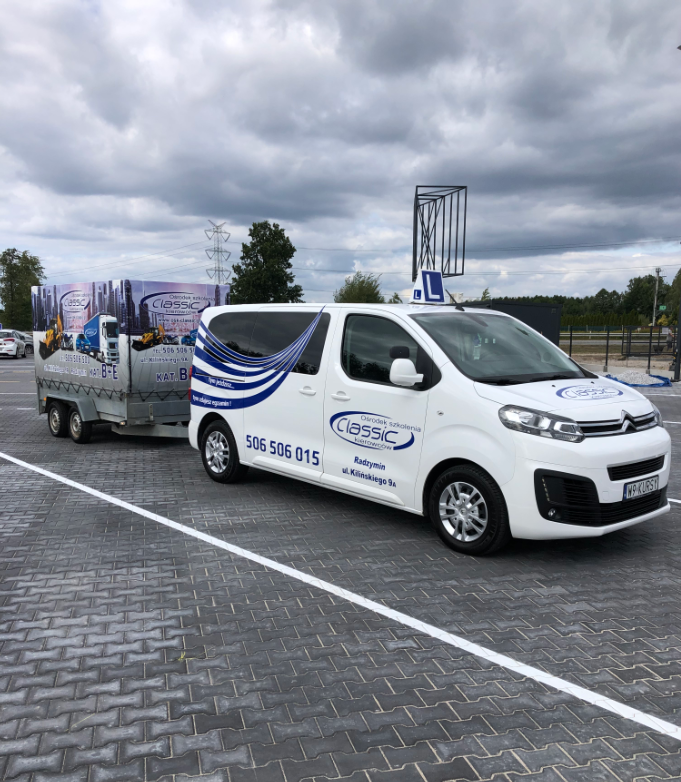 Kurs kategoria B+E (1 z 25)